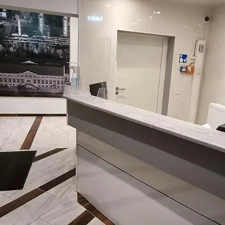 Ξενοδοχείο Linda *